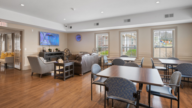 2-bedroom apartment at The Oaks at Park Pointe in Griffin, GA