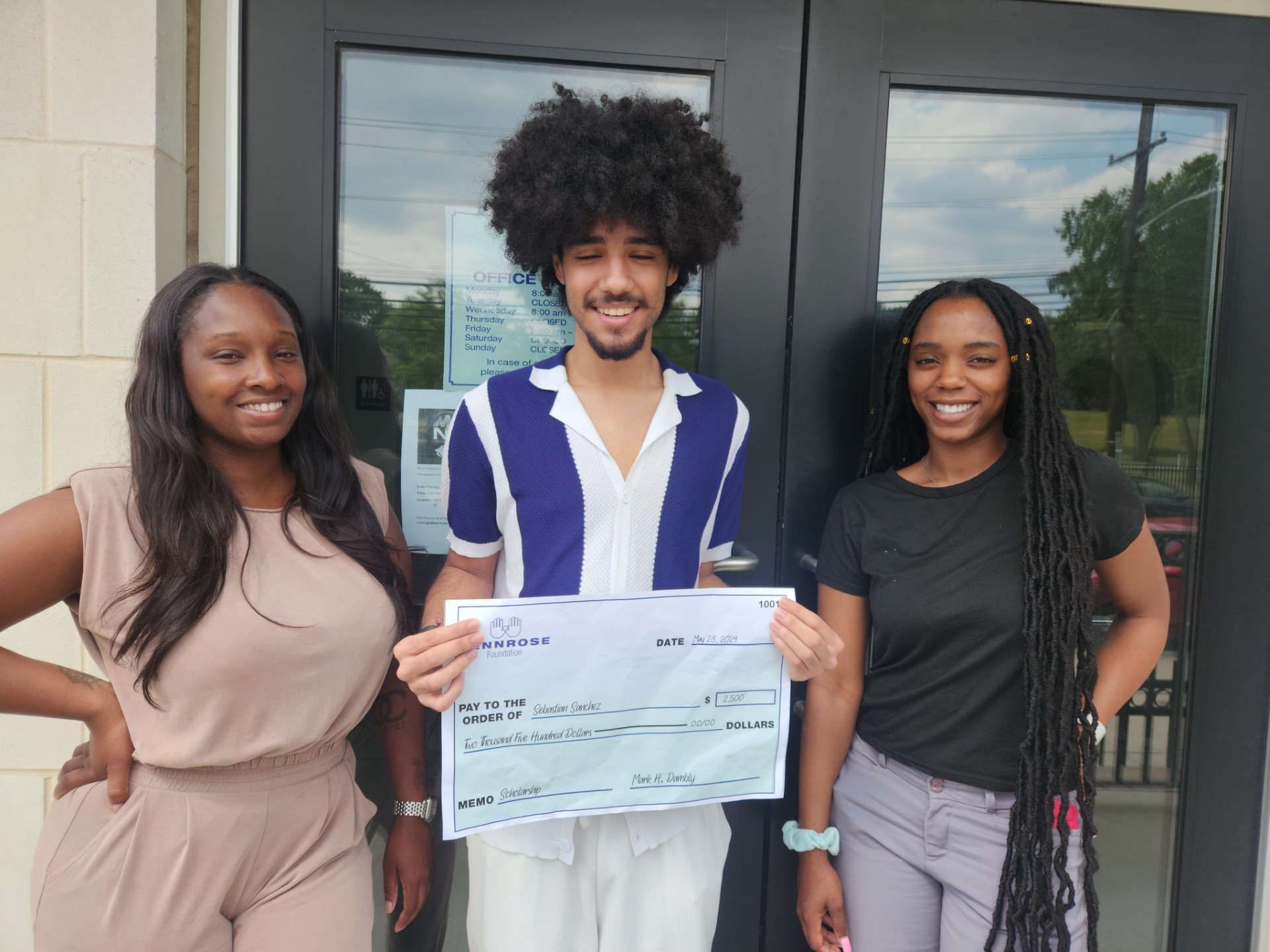 Sebastian Sanchez A Harry Moore 2