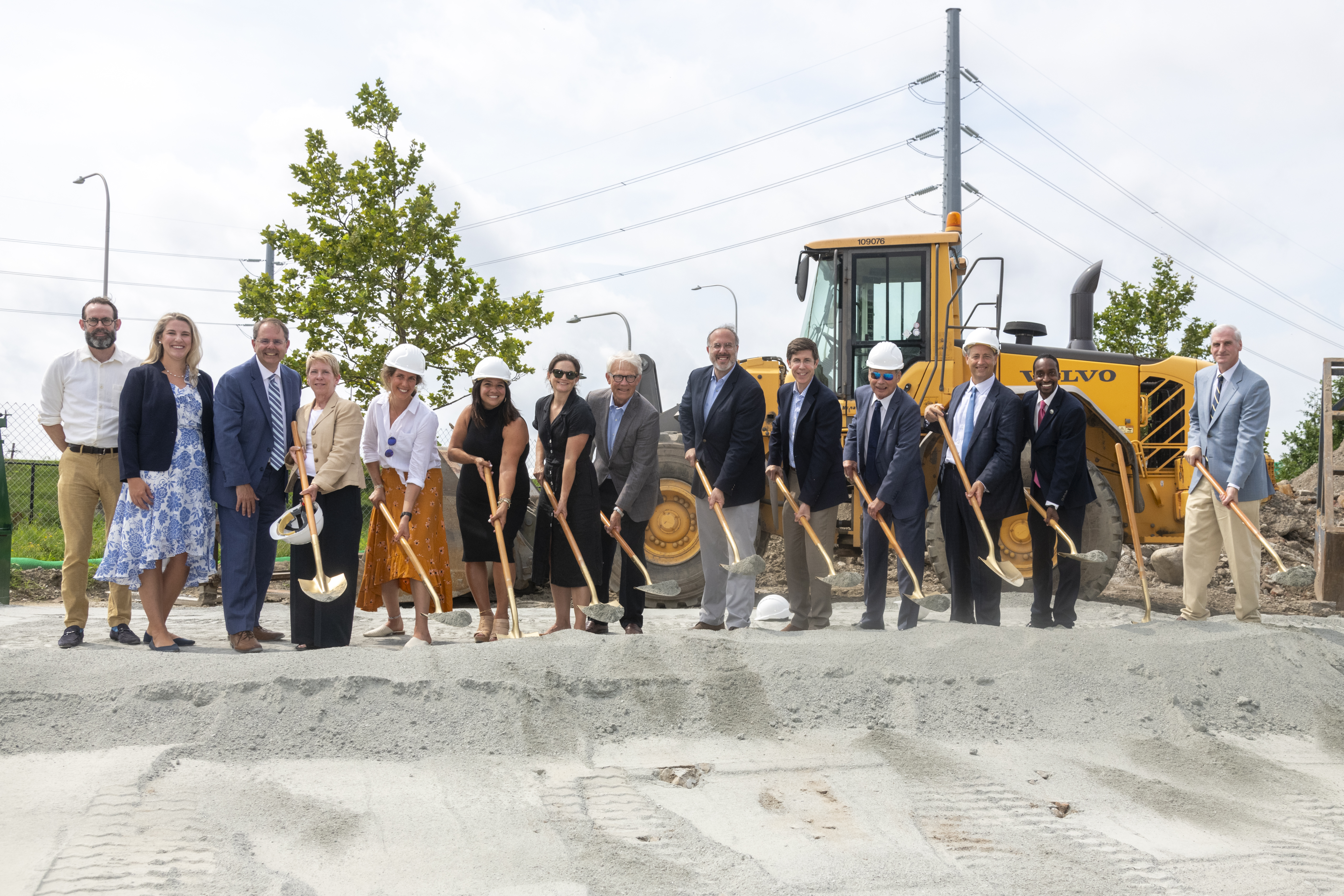 Parcel 9 Groundbreaking