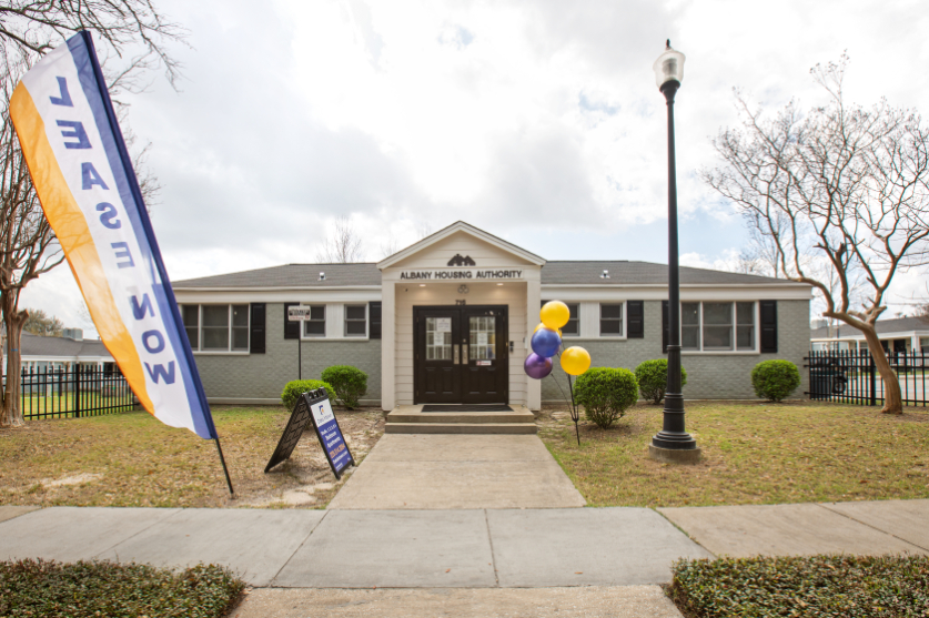 Oaks Intown Albany Final 14